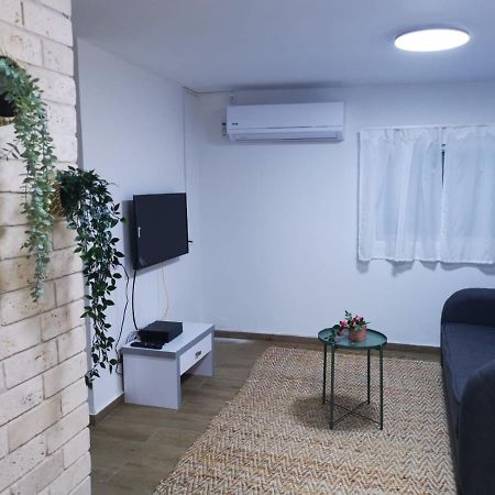 בית בלב הגולן Qasrine Bagian luar foto